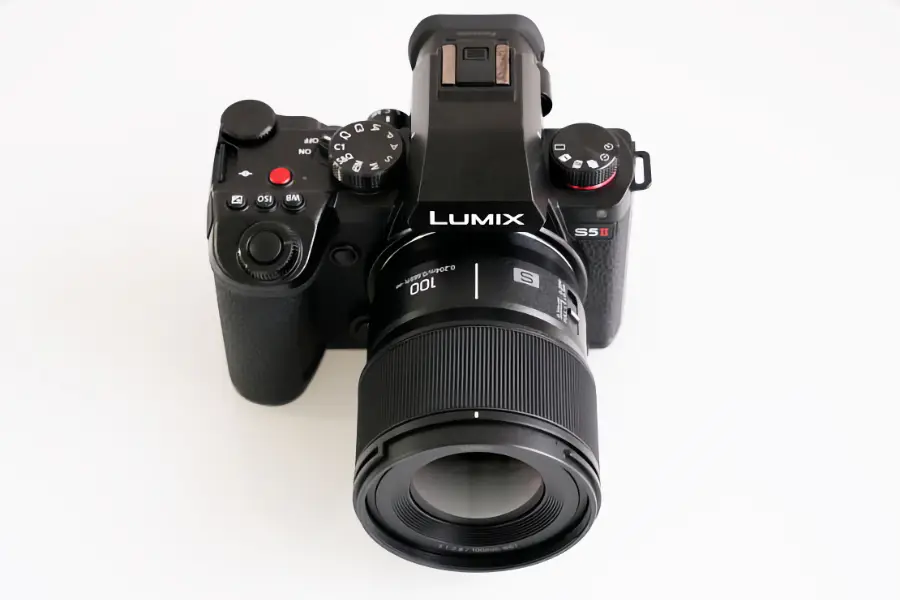 Panasonic Lumix S 100mm f/2.8 Macro: Compacta e Potente_01