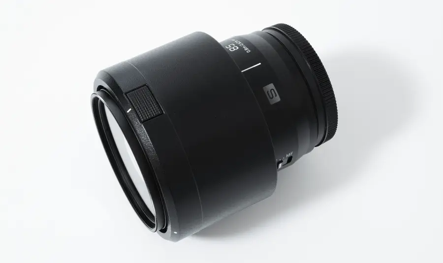 Panasonic Lumix S 85mm f/1.8: เลนส์บุคคลคุณภาพ