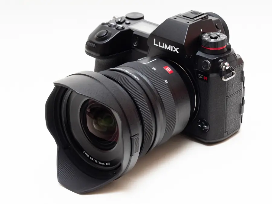 Panasonic Lumix S Pro 16-35mm f/4 : Zoom Grand Angle Premium_01