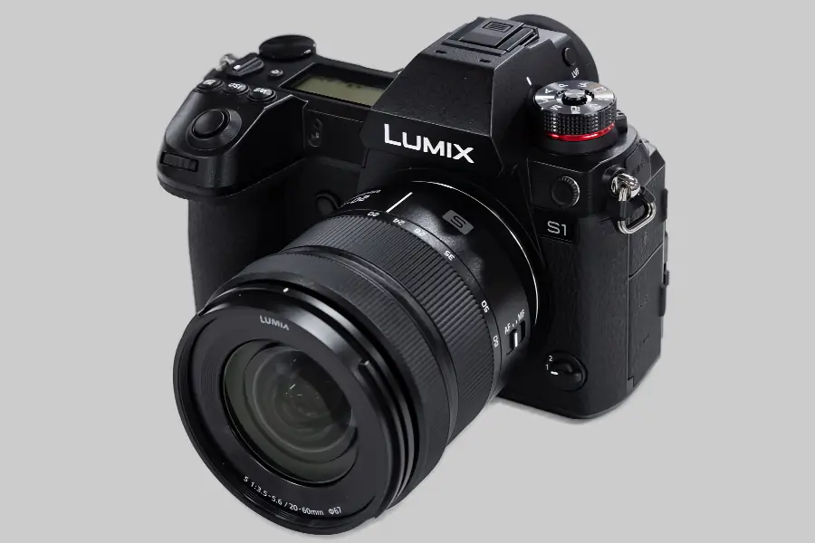 Reseña de la Panasonic S1: Potente Cámara Mirrorless Full-Frame_01