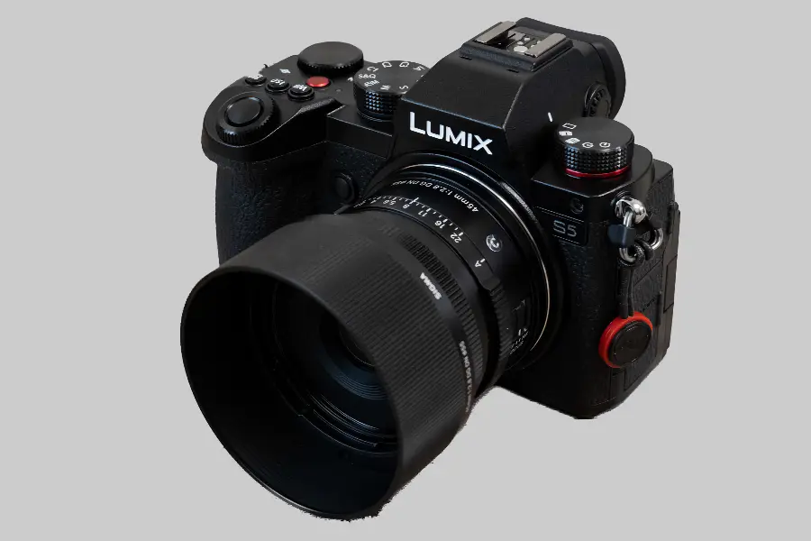 Ulasan Panasonic S5: Kamera Hybrid Full-Frame Terbaik_01