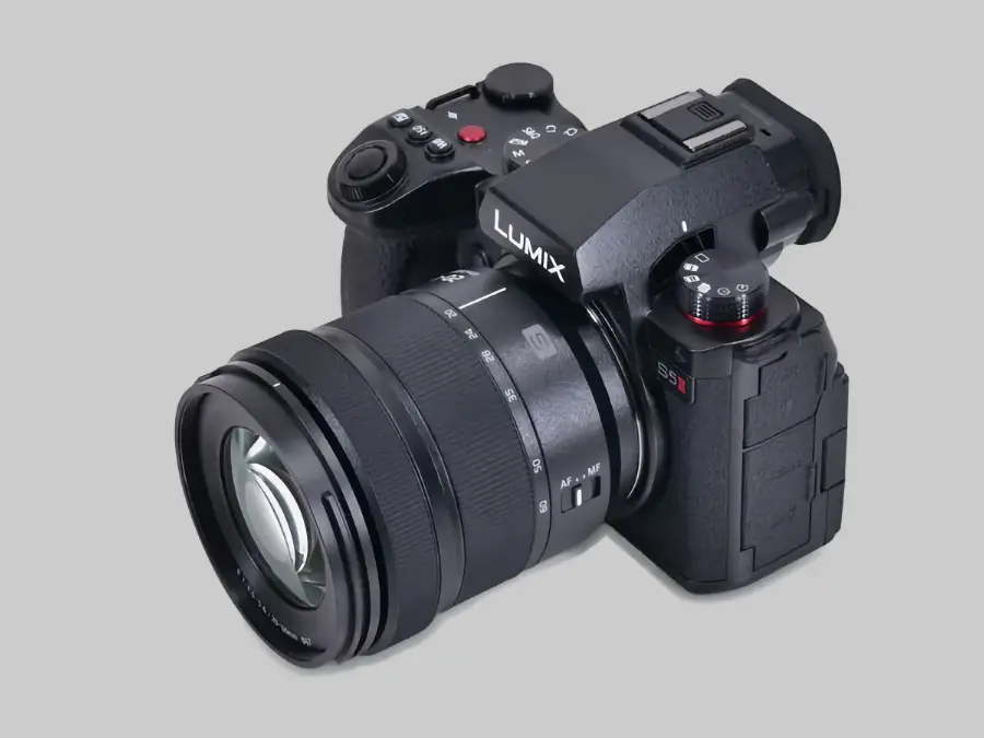 Panasonic LUMIX S5 II: Máy ảnh Full-Frame đáng mua nhất_01