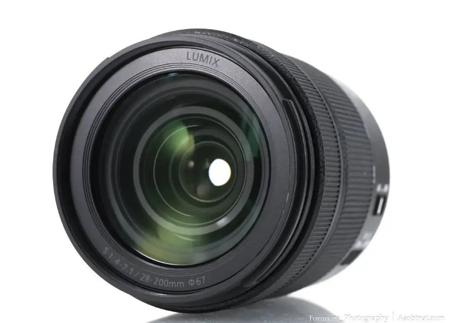 รีวิวเลนส์ Panasonic Lumix S 28-200mm: ซูมเบา ครบทุกระยะ_01